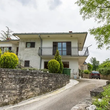 Vita Apartment
